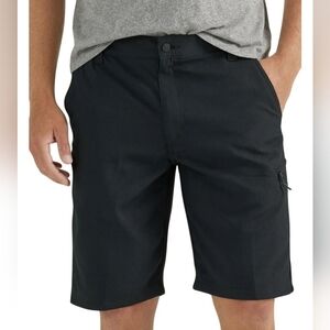 🖤 Wrangler Men's Black Outdoor Shorts – Size 38 NWT black cargo shorts new